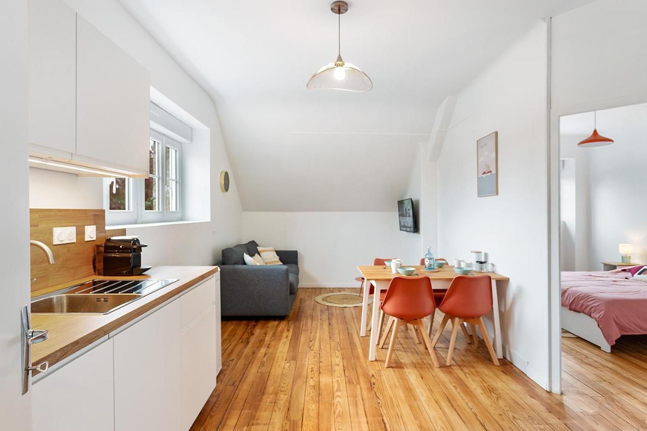 L'Escale De La Baie ! Apartman Pontorson Kültér fotó